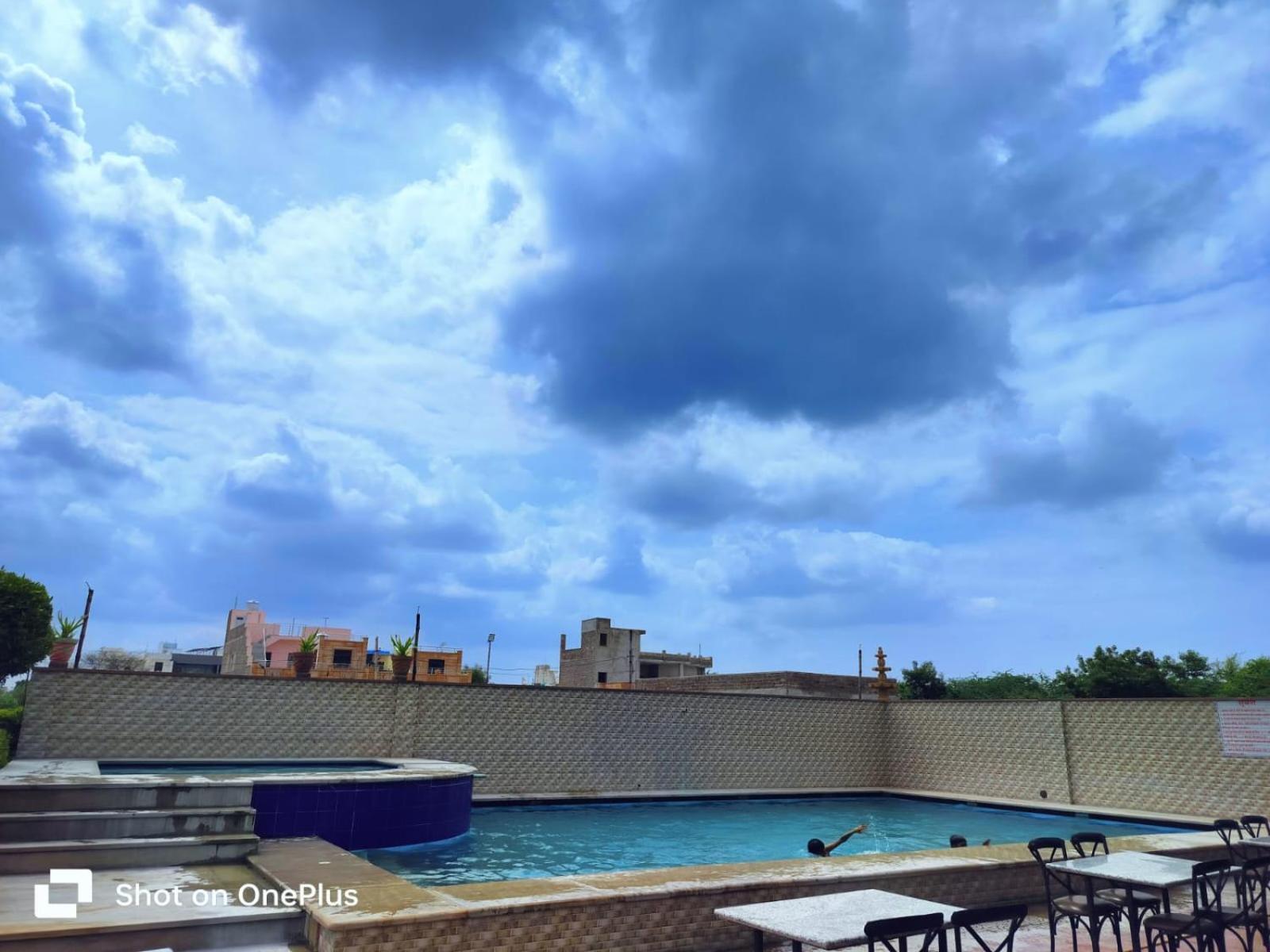 Apple Resort & Restaurant Τζοντχπούρ Εξωτερικό φωτογραφία